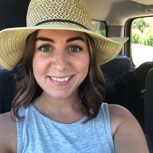 Meet your Posher, Sara